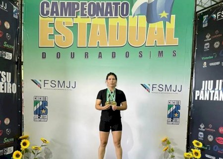 Atleta de Caarapó conquista dois ouros e uma prata em competição estadual de Jiu-jítsu