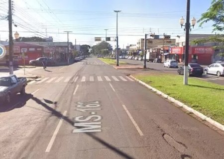 Acidente entre moto e camionhete mata rapaz e deixa adolescente ferida em Dourados