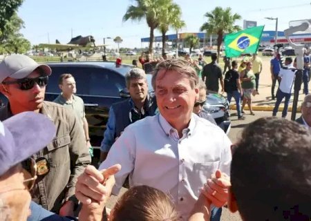 Internado, Bolsonaro cancela visita à feira agropecuária em MS
