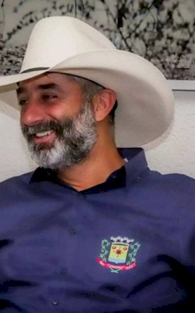 Prefeito de Ivinhema desiste de disputar eleições e decide permanecer no cargo