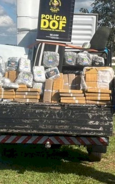 DOF apreende mais de meia tonelada de drogas escondidas em caminhão de mudança