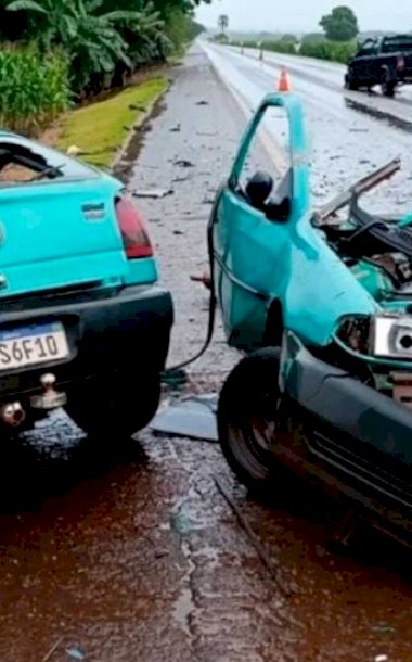 Batida violenta parte carro ao meio em Fátima do Sul e deixa um morto