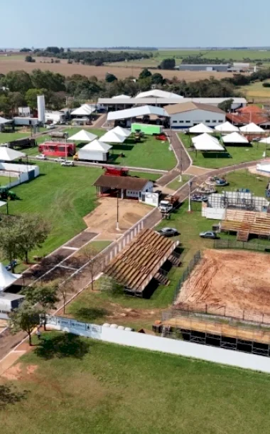 Contêiner é arrombado e bebidas e caixa de som são furtadas na Expoac em Caarapó