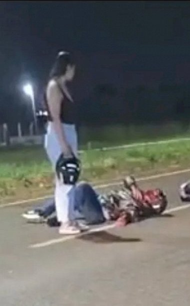 Batida entre motocicletas deixa um morto e outro gravemente ferido na BR-463