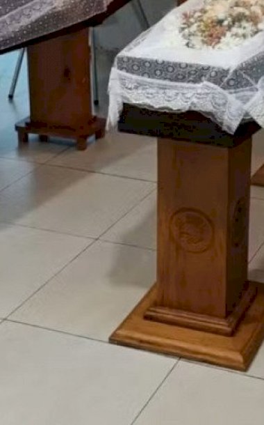 Pai, filhas e cachorrinha mortos em acidente são velados lado a lado