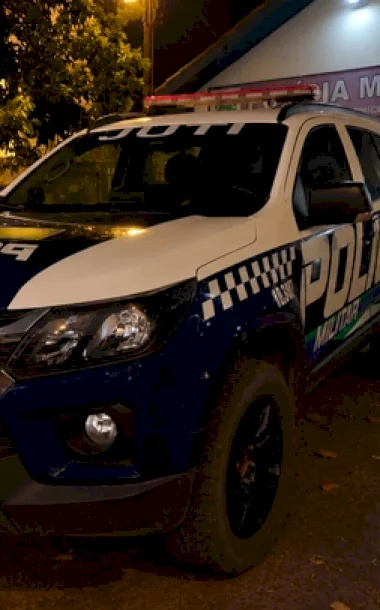 Jovem é preso após ameaçar ex-namorada e tentar se esconder em terreno baldio em Juti