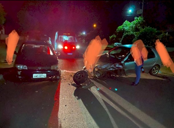 Colisão entre veículos deixa duas pessoas feridas em Caarapó