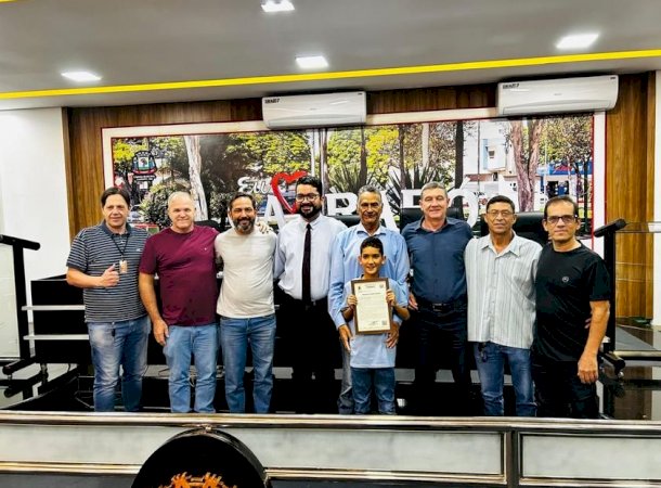 Câmara de Caarapó homenageia radialista Antônio Borges pelos 43 anos do programa Canto Sertanejo