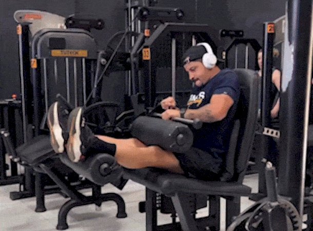 De Caarapó, Leandro diverte milhões com “presepadas” da academia