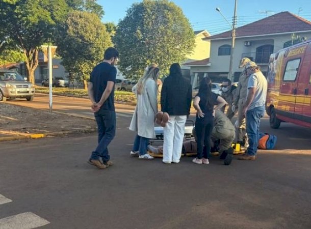 Adolescente fica ferida após acidente entre carro e patinete em Caarapó