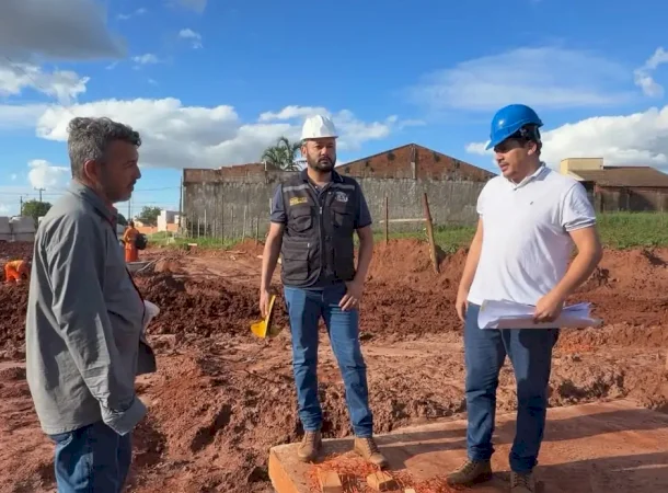 Vereadores identificam inconsistências em obra de drenagem no Capitão Vigário e cobram adequações