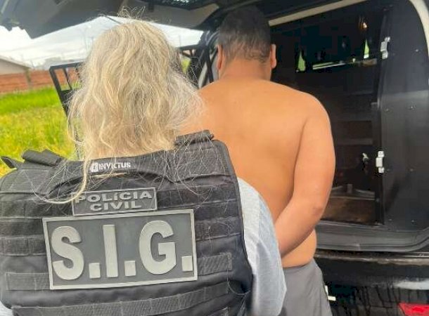 Bunker escondido sob camada de brita servia como depósito de drogas