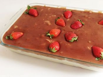 Deliciosa Torta Gelada de Morango para sua sobremesa