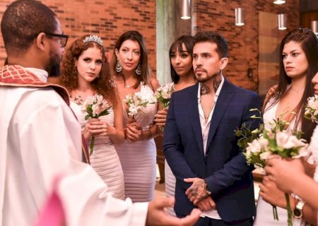 Brasileiro com 8 esposas busca mais duas mulheres e quer filhos com todas