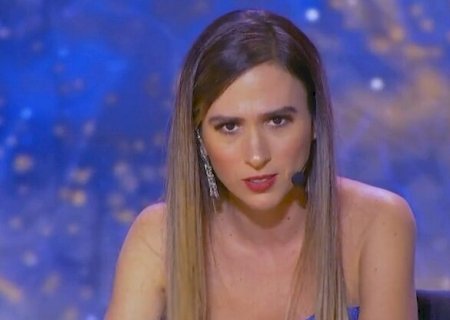 Tatá Werneck causa e cita Neymar ao brincar com Bruna Marquezine