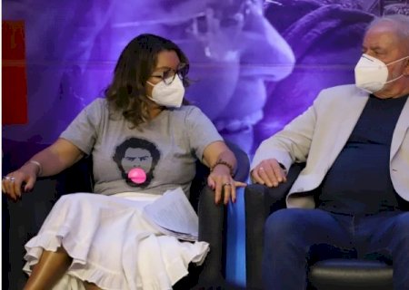 Lula anuncia casamento em maio com Rosângela da Silva