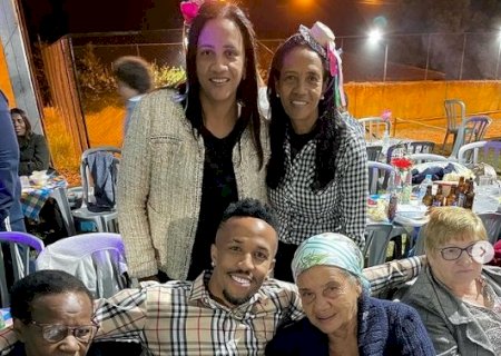 Militão deixa esposa prestes à dar a luz na Espanha para curtir férias