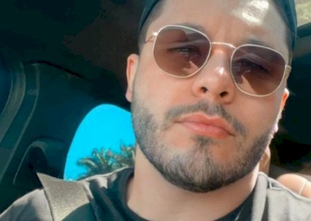 Murilo Huff revela que está solteiro: “Levei um chute na bunda”