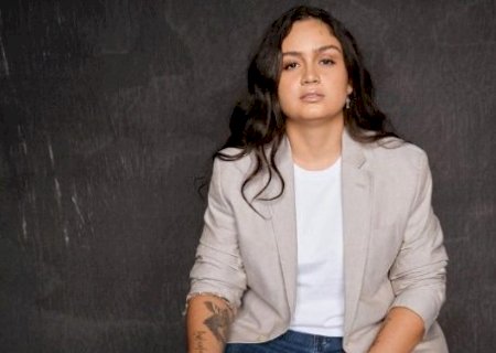 Luiza Martins desabafa após título de “nova Marilia Mendonça”