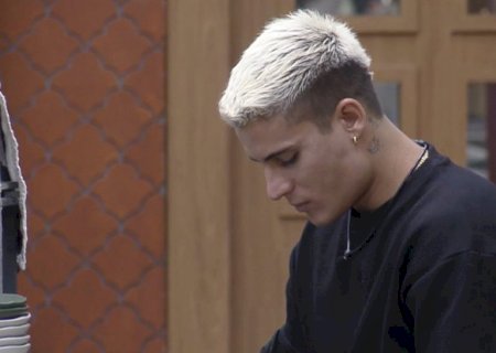 Tiago Ramos desiste e pede para sair de “A Fazenda”