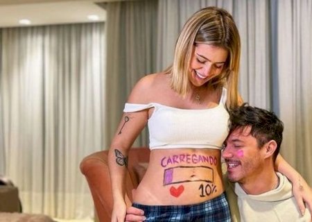 Viih Tube é acusada por internautas de explorar a filha que nem nasceu