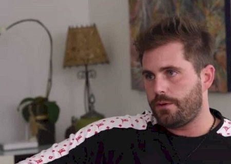 Thiago Gagliasso diz que brigas com Bruno Gagliasso o ajudaram a ser eleito