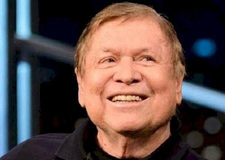 Ex-chefão da Globo, Boni sofre infarto em voo e passa por cirurgia às pressas