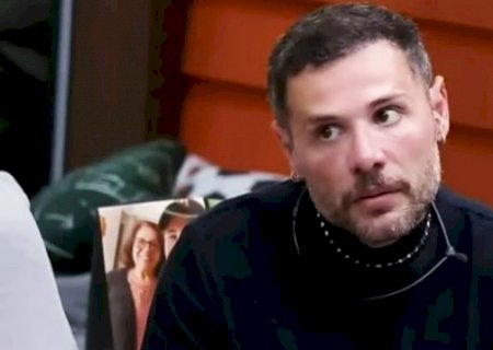 Alex afirma que Pétala só ficou famosa por causa do ex