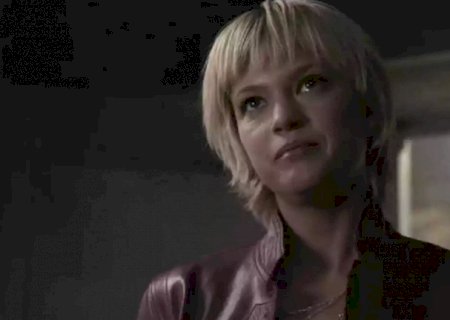 Morre atriz de ‘Supernatural’ aos 47 anos; criador da série lamenta