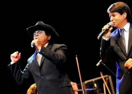 Chitãozinho e Xororó cancelam show em cruzeiro por causa da morte de irmã