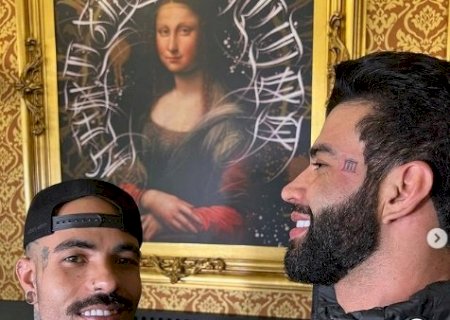 Gusttavo Lima ousa e faz tatuagem diferente no rosto