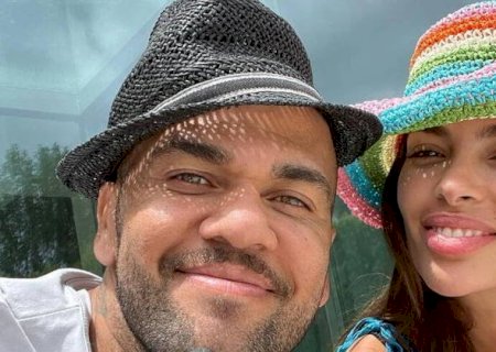 Joana Sanz dá primeira entrevista após prisão de Daniel Alves: ‘Não vou julgar’
