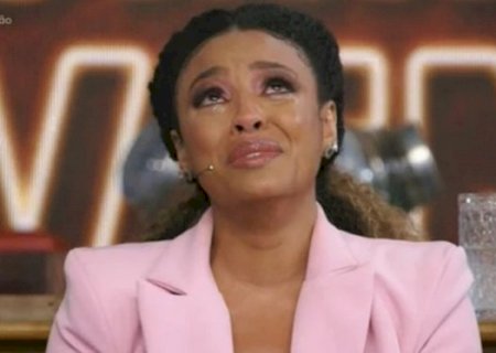 Huck faz Sheron Menezzes chorar com atitude surpreendente na Globo