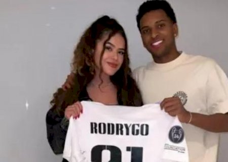 Maisa posta foto com Rodrygo após boatos sobre romance: ‘Amigo’
