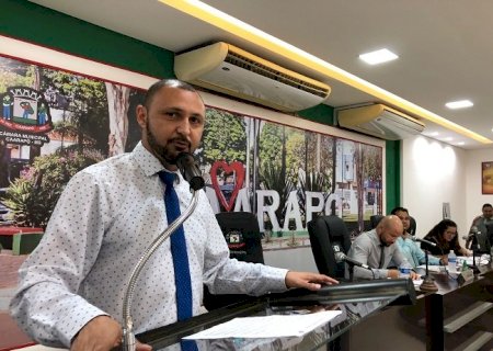 Nilsinho cobra informações sobre o  agendamento e atendimento do INSS de Caarapó