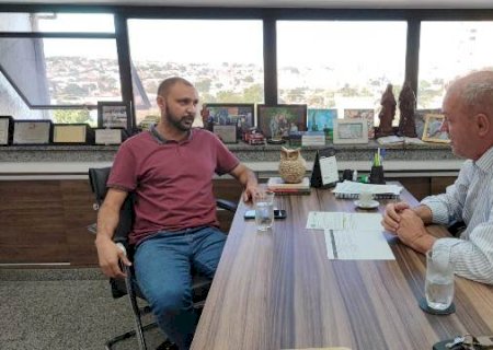 Vereador Nilsinho vai a Campo Grande em busca de recursos para Saúde e asfalto