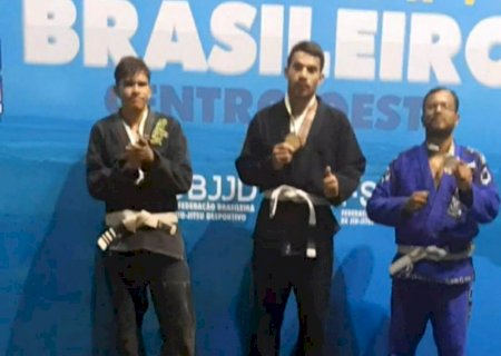 Caarapoense é campeão em categoria do Campeonato Brasileiro Centro-Oeste de Jiu Jitsu