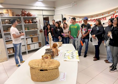 Alunos do Projeto “Escolha de Profissões” da Escola Joaquim Vianna prestigiam evento da UFGD