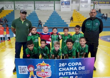 Cinco equipes de Caarapó estão nas semifinais da Copa Chama de Futsal
