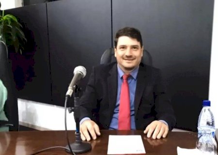 Pipoca pede convênio entre Município e laboratórios para criação de taxa social
