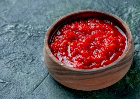Já fez doce de tomate? Receita é perfeita para acompanhar o sorvete ou comer com pão