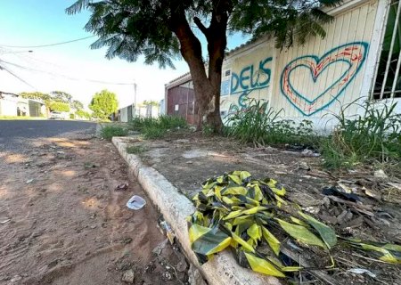 Jovem é assassinado com tiro no pescoço em frente de casa em Campo Grande
