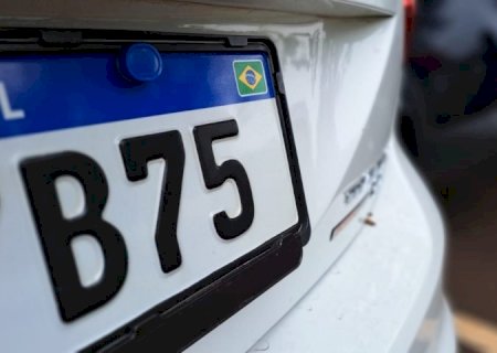 Junho é mês de licenciar veículos com placas terminadas em 4 e 5 no Mato Grosso do Sul