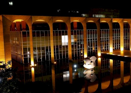 Lula retira embaixador do Brasil em Israel
