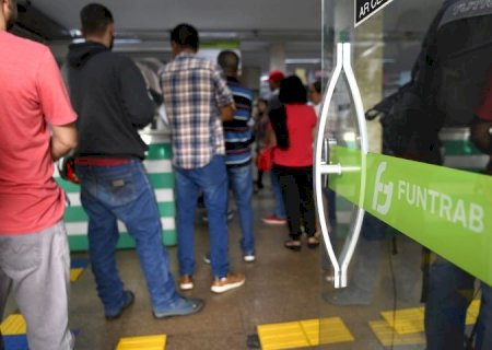Ofertas de trabalho em fábricas lideram lista de opções na Funtrab e semana começa com 4.324 vagas