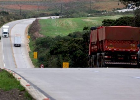 Governo de MS inova com 1ª rodovia de concreto para atender setor produtivo e melhorar segurança viária