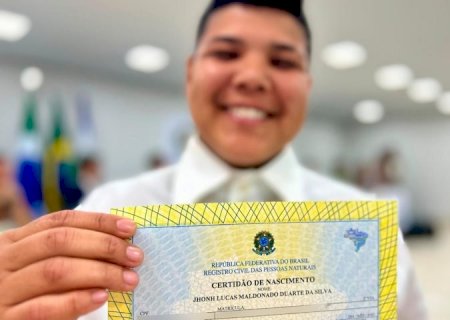 Certidão de nascimento garante cidadania, direitos e renascimento de novas histórias
