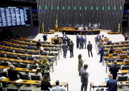 Confira quais deputados de MS em 2022 aprovaram projeto polêmico sobre ocupação de praias
