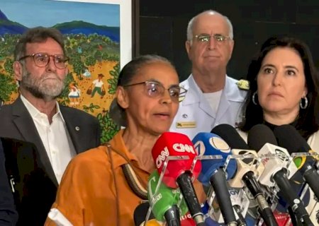 Governo envia 6 helicópteros e 2 aviões militares para combate ao fogo no pantanal