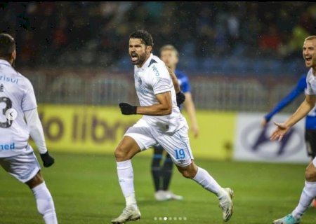 Em jogo atrasado, Grêmio vence time chileno e vai às oitavas da Libertadores